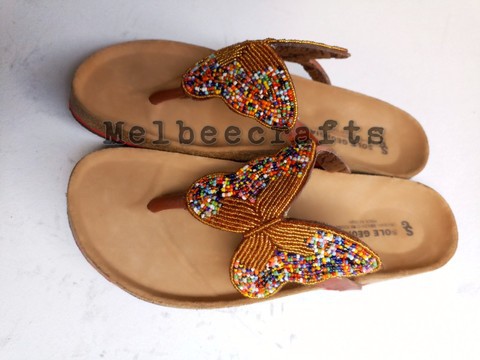 Sandales papillon femme africaine #NEWSTOCK
