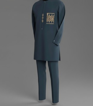 Tunique traditionnelle élégante gris-vert, caftan