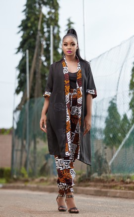 African labyrinth print kimono