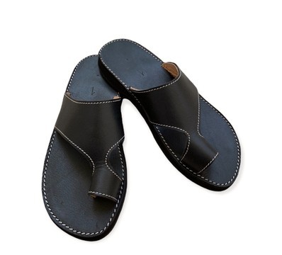 Sandale pour Homme en cuir véritable de très bonne qualité