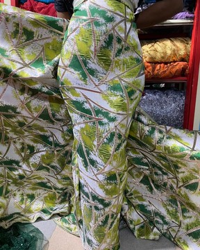Damassé, brocart, tissu pour costume (5 yards)