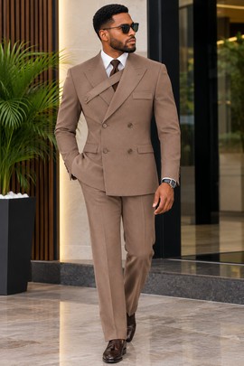 Costume homme beige à double boutonnage – Costume deux pièces coupe slim avec revers à patte de serrage detail