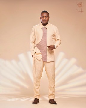 Ensemble Toundji, Kaki