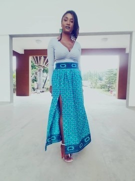 long slit skirt