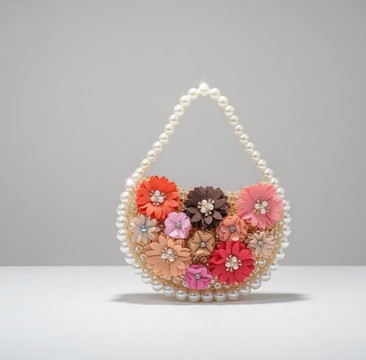 Le sac africain fait main en forme de croissant Meadow Pearl
