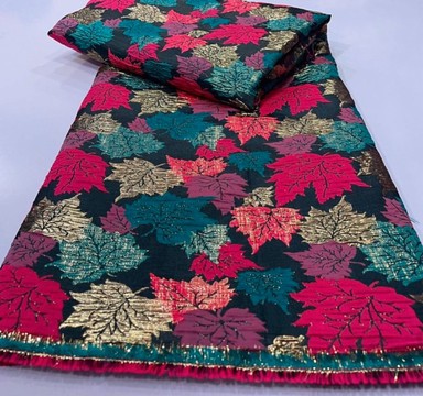 Quality Rich Detail Damask Floral Pattern/5 yards per lot