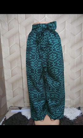 High Waist Green Ankara Palazzo Pants – Geometric African Print Wide Leg Trousers