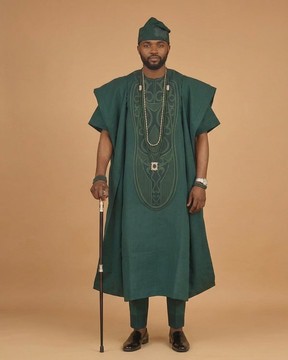 Ensemble Agbada pour homme brodé vert émeraude