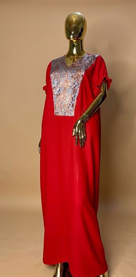 Longue robe boubou caftan à plastron en brocart rubis - mariage/cérémonie