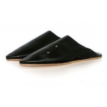 Slipper in original black leather