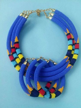 3 in 1 necklace/3 matching bracelets/Zulu necklaces/ maasai necklace/ African chain