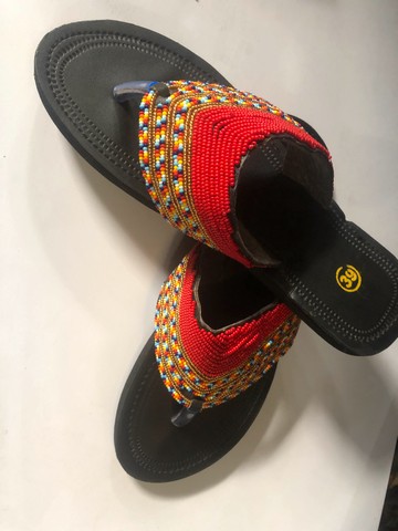 Sandales perlées/ sandales Maasai en cuir/sandales de plage/cadeau pour elle/sandales de maternité