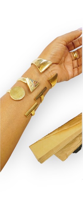 Trois bracelets, bracelets en laiton, bracelets en gros, bracelets faits main, idées cadeaux.