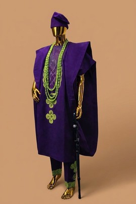 Ensemble Agbada violet royal et vert citron – Tenue traditionnelle yoruba 4 pièces pour homme avec Fila