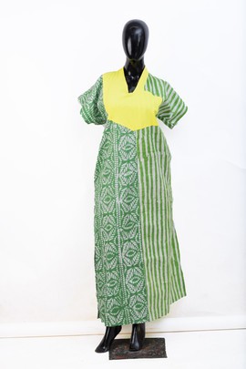 Maxi long dress with yellow neckline(lemon green)