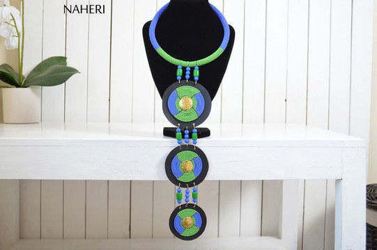 Collier tribal africain | Pièce de cou fait main zoulou maasai zélé | Conception à plusieurs niveaux