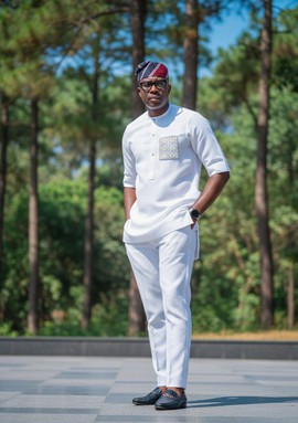 Custom-Made African Men's Clothing: White Cotton Kaftan