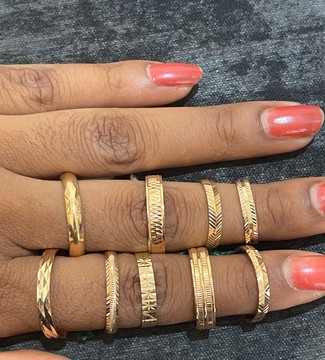 18k gold wedding ring