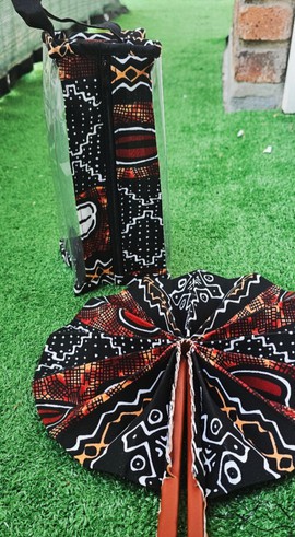 Ensemble Éventail &amp; Trousse Assortie en Tissu Africain