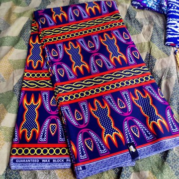 Tissu pagne Ndop Toghu Cameroun en coton léger 6 yards