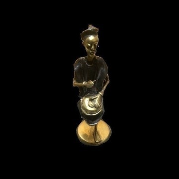 EDEN statue