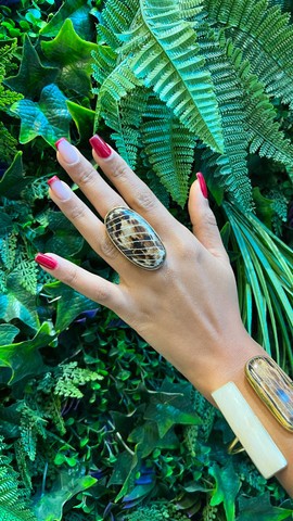 Bronze &amp; Bone ring “Jewel”
