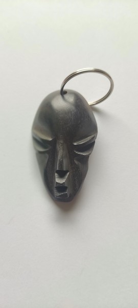 Hand-carved African mask keyring in ebony wood - key ring