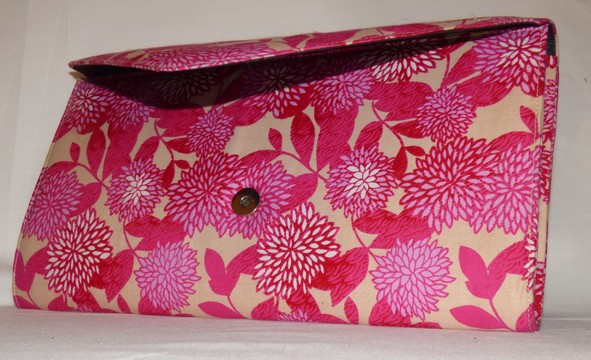 POUCH
