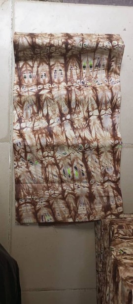 Batik africain Adire 100% coton 5 mètres (marron/blanc)