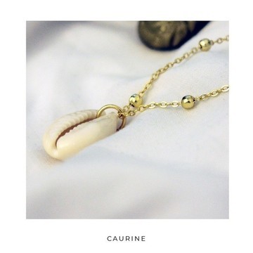 Caurine 🐚Cauri necklace "Ndolo"