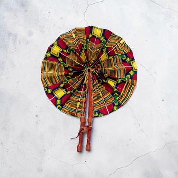 Éventail africain en wax – Poignée en cuir