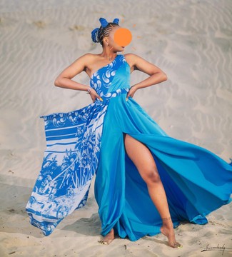 Robe maxi/ robe de fête,soirée,fiançailles,mariage/collection LAMBAOINE/ Madagascar