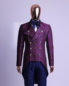 A double breasted tail metallic jacquard period suit