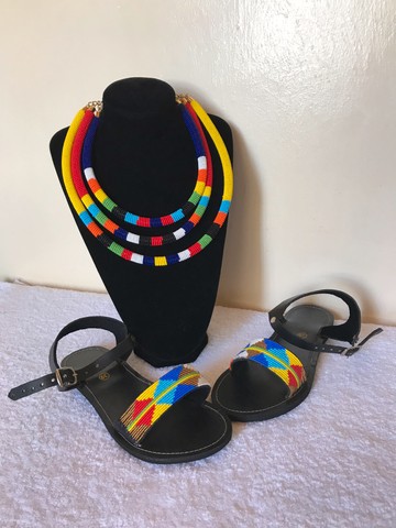 Collier de perles / sandales en perles / bijoux africains / bijoux maasaï / perles zoulou / cadeau pour elle