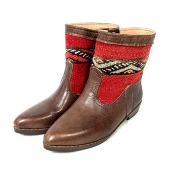 Botte en cuir véritable et kilim fait main haut de gamme.