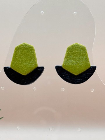 FANCY24-08 : Clous d'oreille géométriques verts