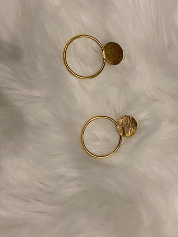 Creole style earrings in bronze