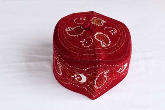 Casquette Kufi, casquette haoussa, chapeau Fulani, chapeau pour homme africain, casquette africaine, chapeaux de mariage africain, Fila