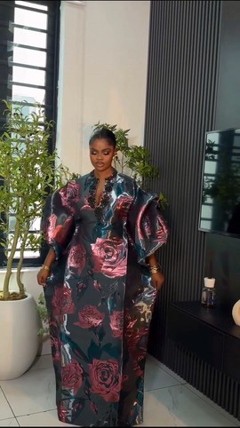 Robe Flora en mikado métallisé | Tenue de caractère inspirée du luxe européen