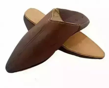 Slippers in original brown leather handmade for men