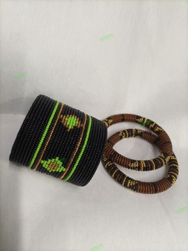 Manchette en cuir perlé Maasai, manchette en cuir africain, bracelets pour femmes