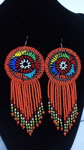 Boucles d'oreilles de perles africaines avec glands, boucles d'oreilles à franges, boucles d'oreilles élégantes, boucles d'oreilles colorées, boucles d'oreilles Boho