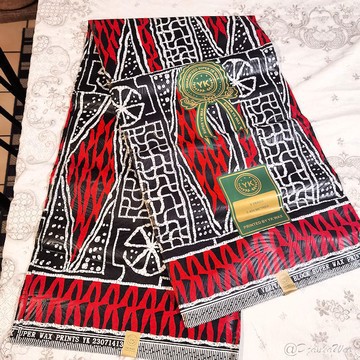 Tissu pagne Ndop Bamiléké du Cameroun en coton léger 2 yards rouge