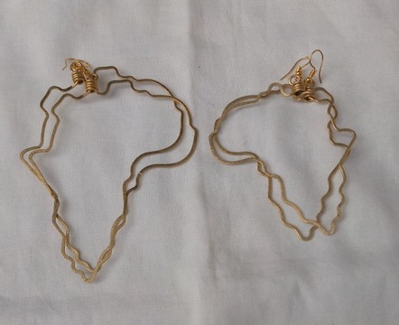Boucles d'oreilles africaines/ bijoux pour femmes/ boucles d'oreilles faites à la main