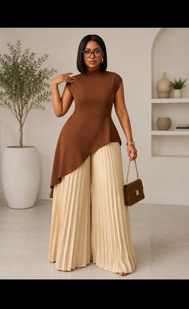 Ensemble composé d’un haut péplum asymétrique marron extensible pour femme et d’un pantalon palazzo plissé en mousseline beige