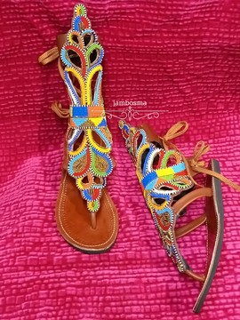 Sandales pour femmes africaines, sandales Massaï, sandales d'été, sandales en cuir perlé, chaussures pour femmes