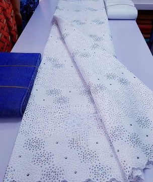 Tissu en dentelle sèche blanc pur, 5 yards