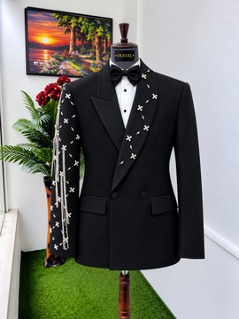 Costume de smoking noir orné de perles OKXEEL