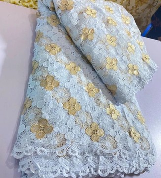 Tissu en dentelle cordée, 5 yards