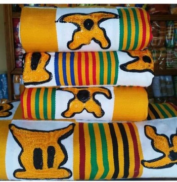 Royal Kente - hand woven Ashanti Bonwire Kente